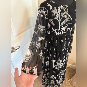 Jasmine by KVM SZ L Black Long sleeve maxi dress Wooden buttons lined tie back